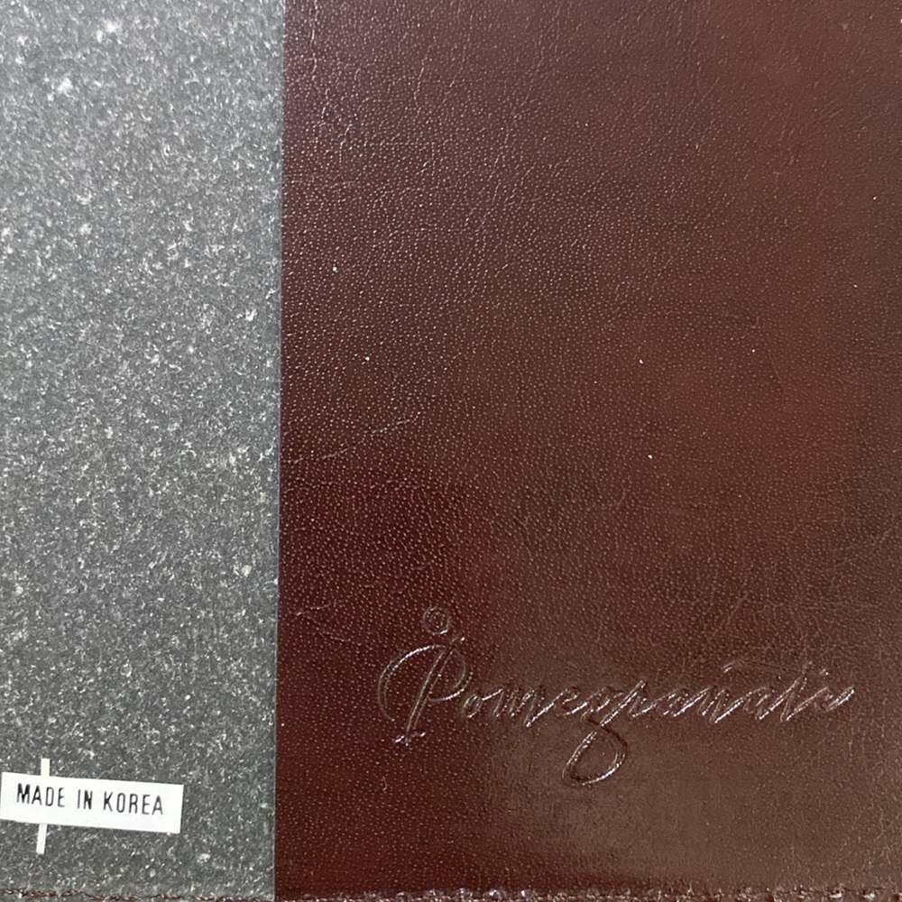 Beautiful journal with embossed leather cover, new, unused condition. - Picture 6 of 10